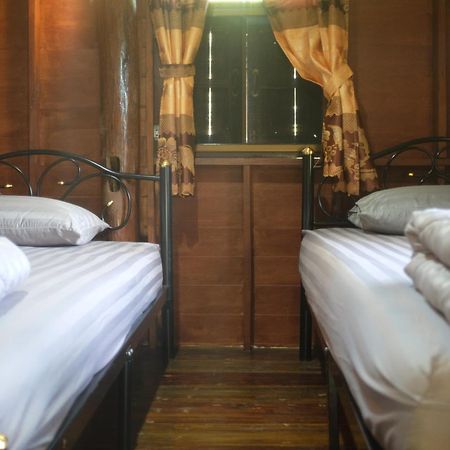 Apartament Rai Boonsom Phrao Pokój zdjęcie