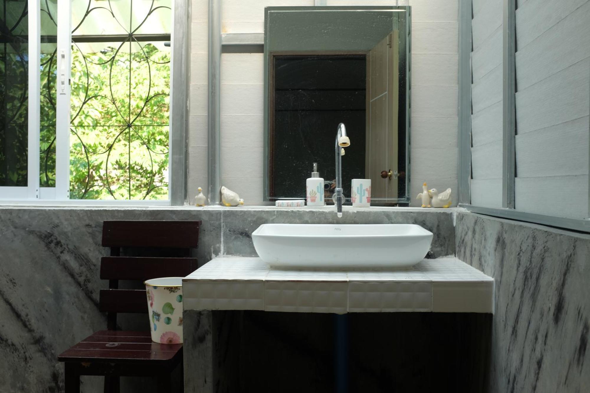 Apartament Rai Boonsom Phrao Pokój zdjęcie