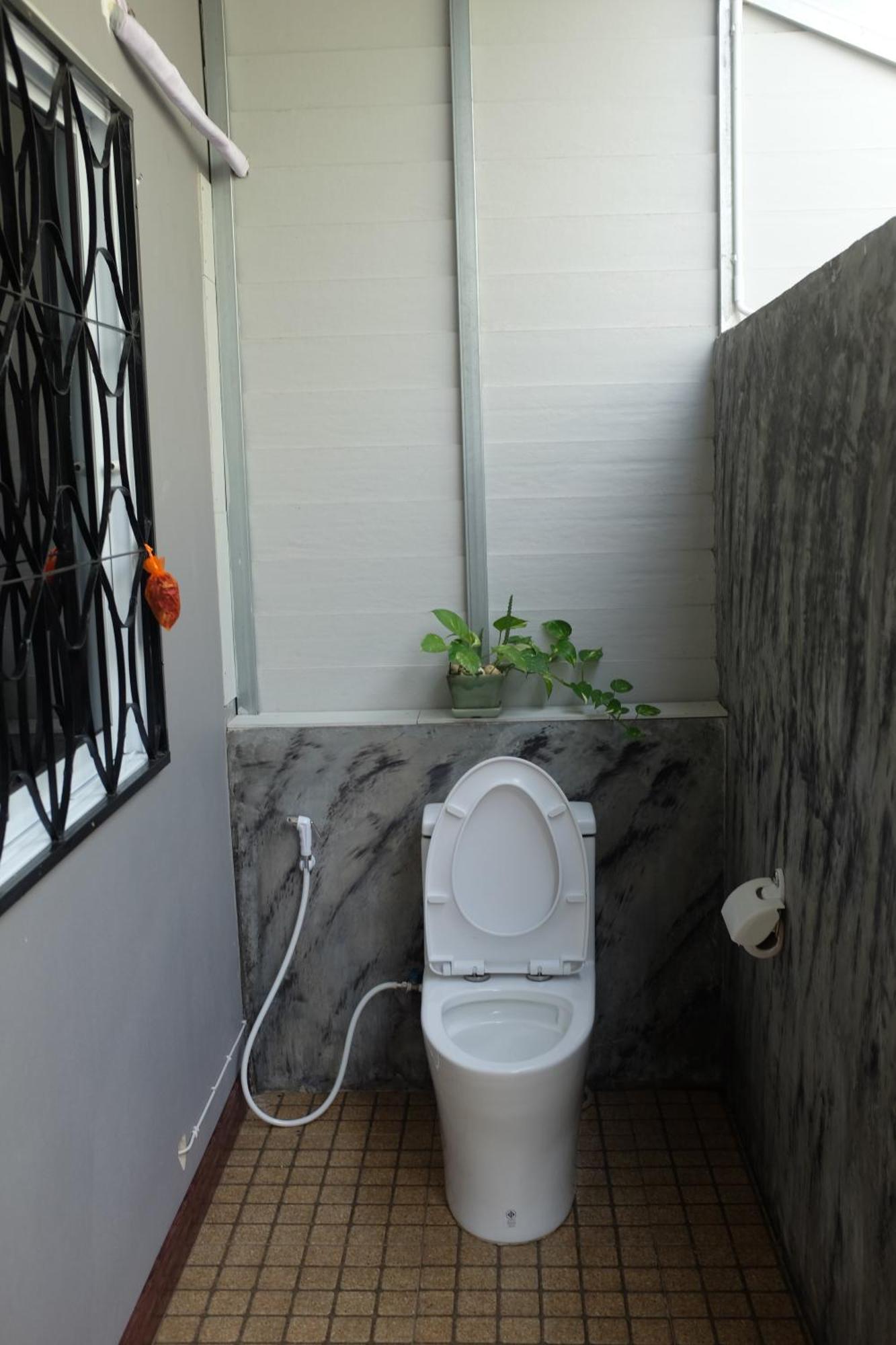 Apartament Rai Boonsom Phrao Pokój zdjęcie