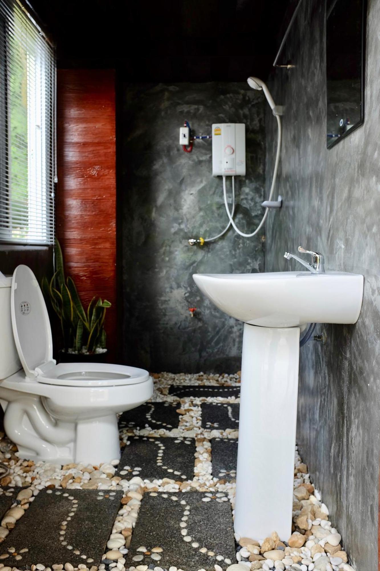 Apartament Rai Boonsom Phrao Zewnętrze zdjęcie